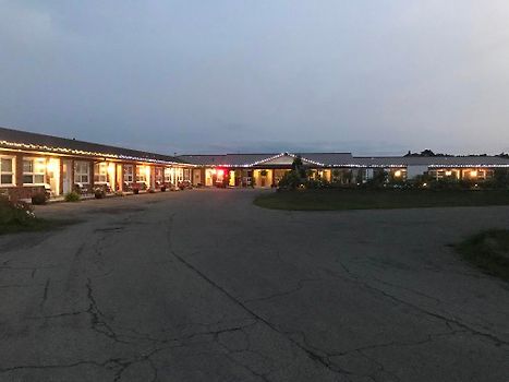 Good Night Inn